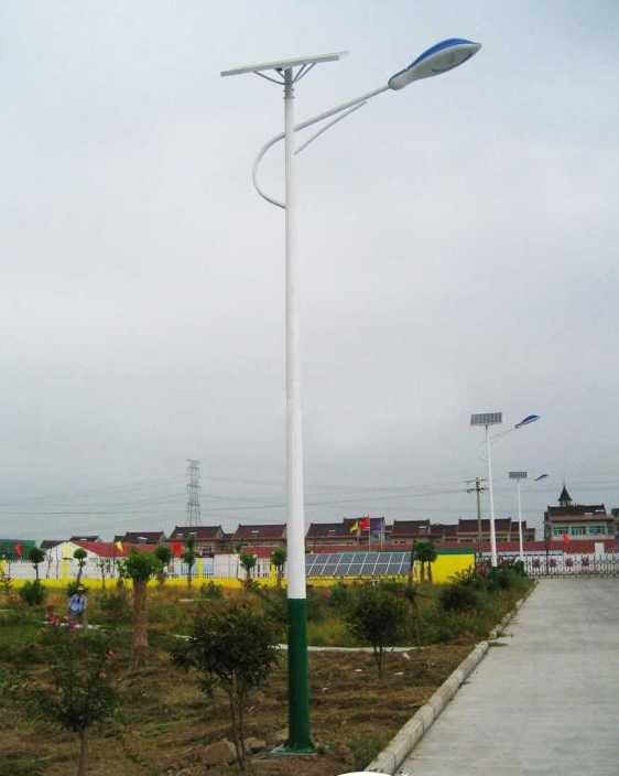 建华区6米特价太阳能路灯05